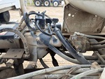 Underbody with Nebenantrieb Pumpe