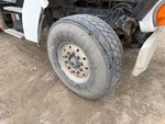 Underbody with Right Steer Tire