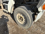 Underbody with Right Steer Tire