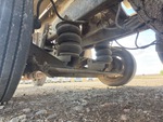 Underbody with Non-Driven Drop Axle (1)