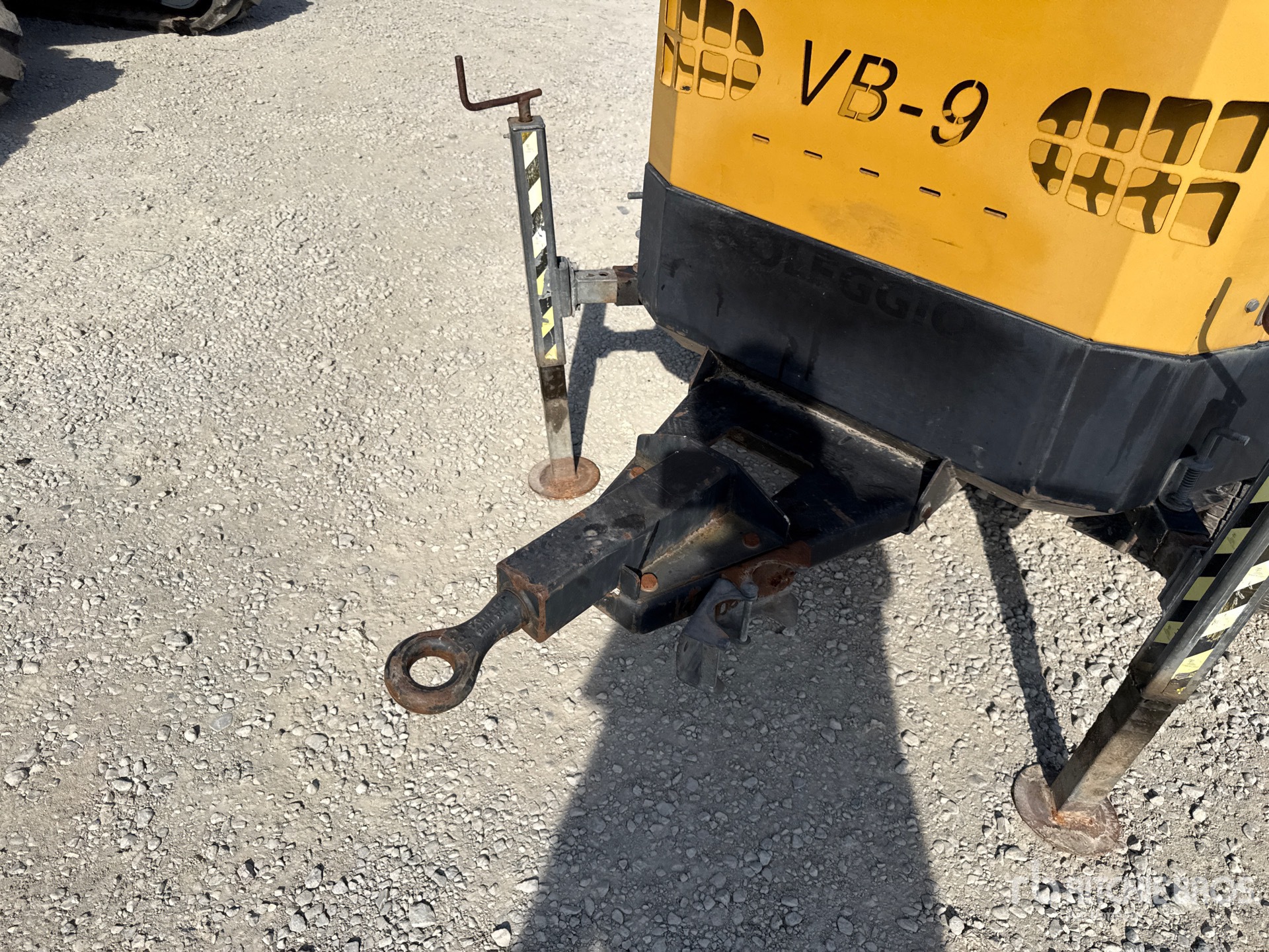 2011 Towerlight VB9JM-1279