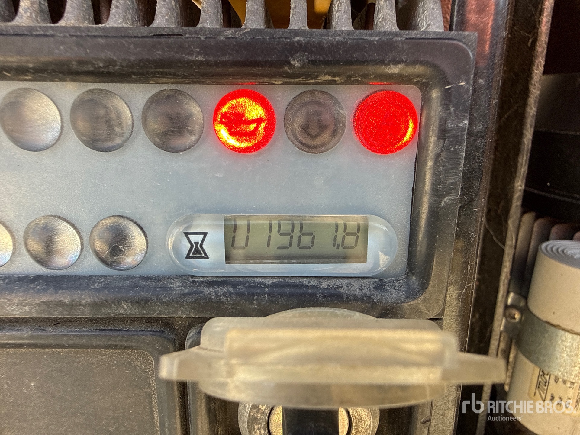 2011 Towerlight VB9JM-1279