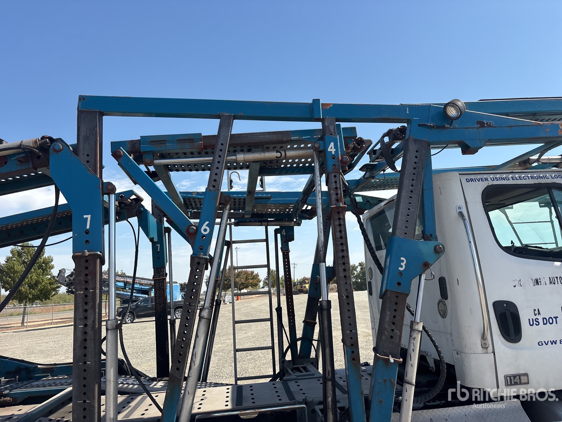 2016 Freightliner 114SD