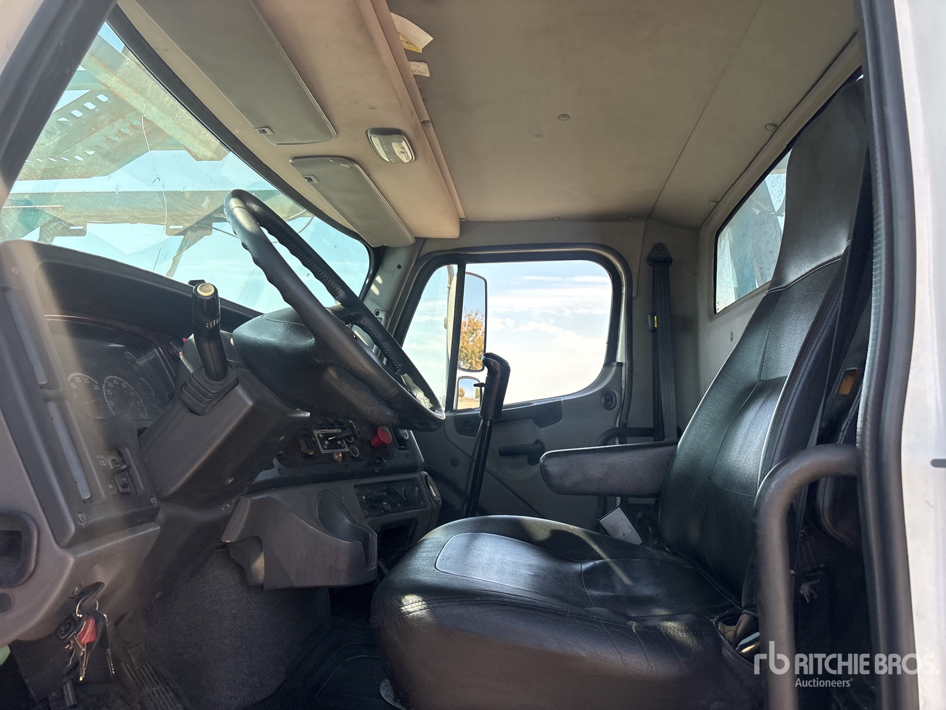 2016 Freightliner 114SD