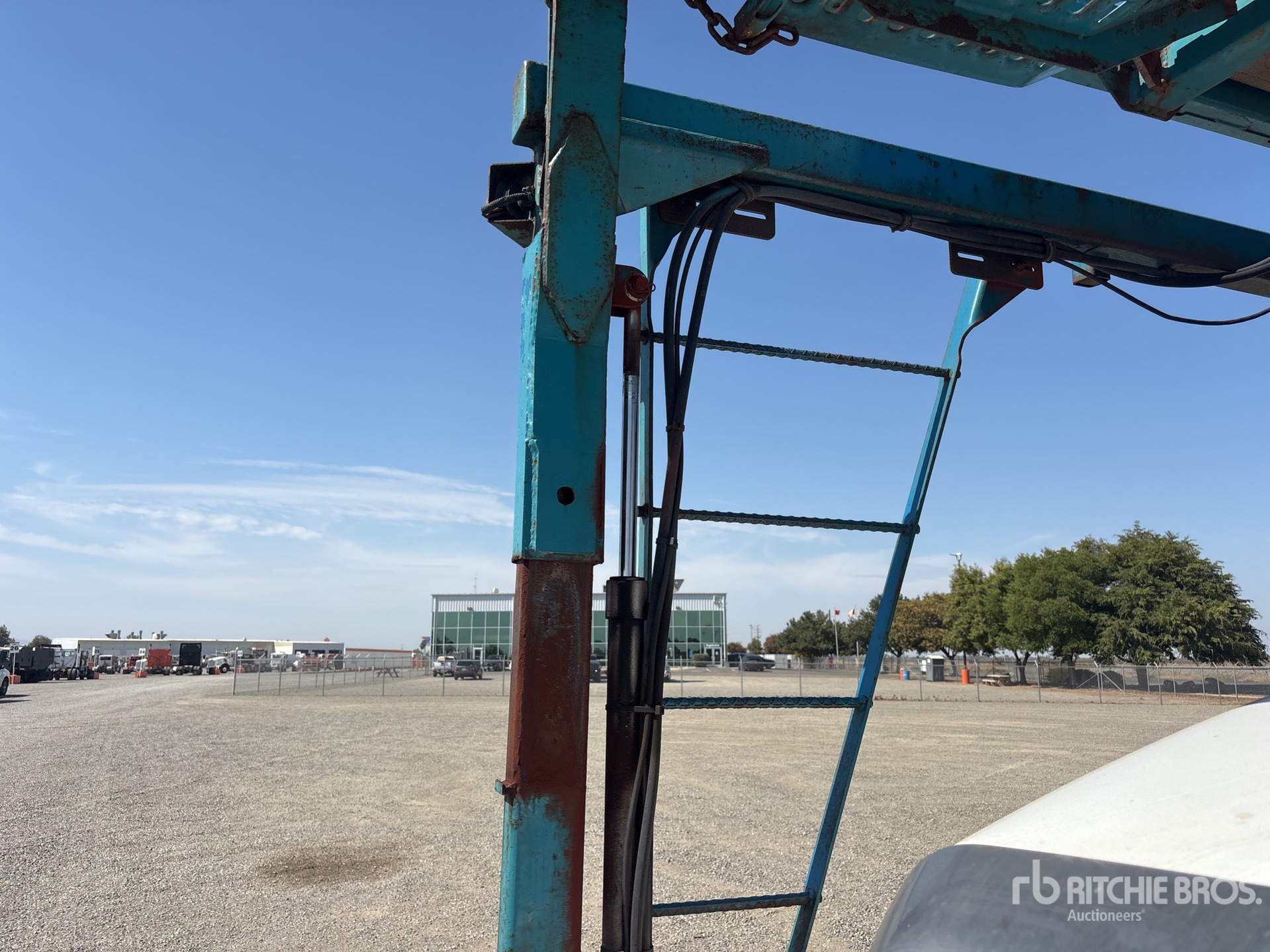 2016 Freightliner 114SD