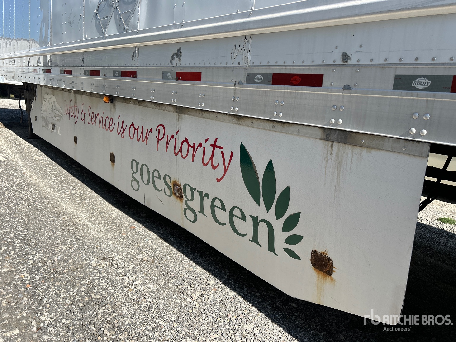 2012 Utility 53 ft x 102 in T/A