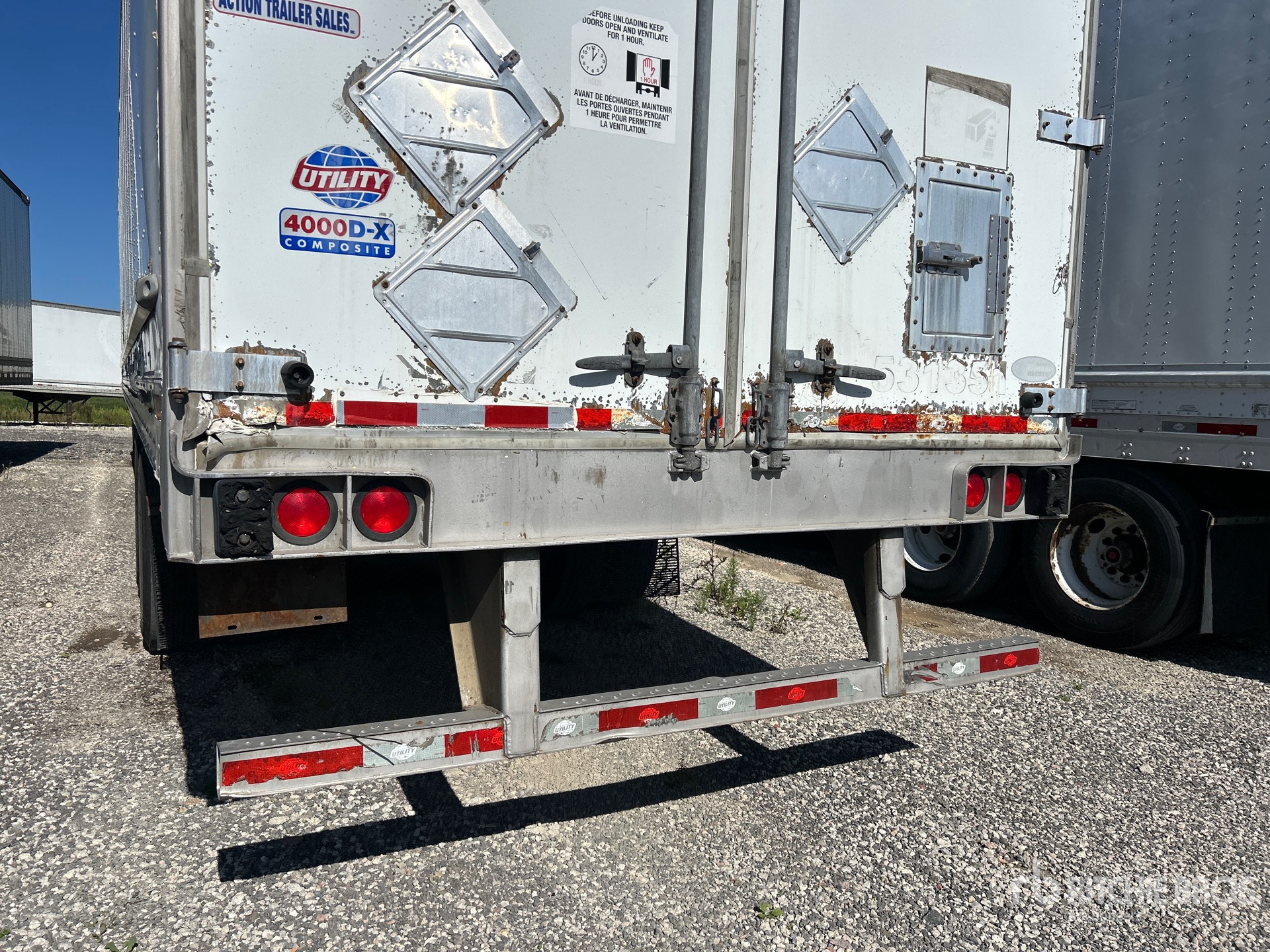 2012 Utility 53 ft x 102 in T/A