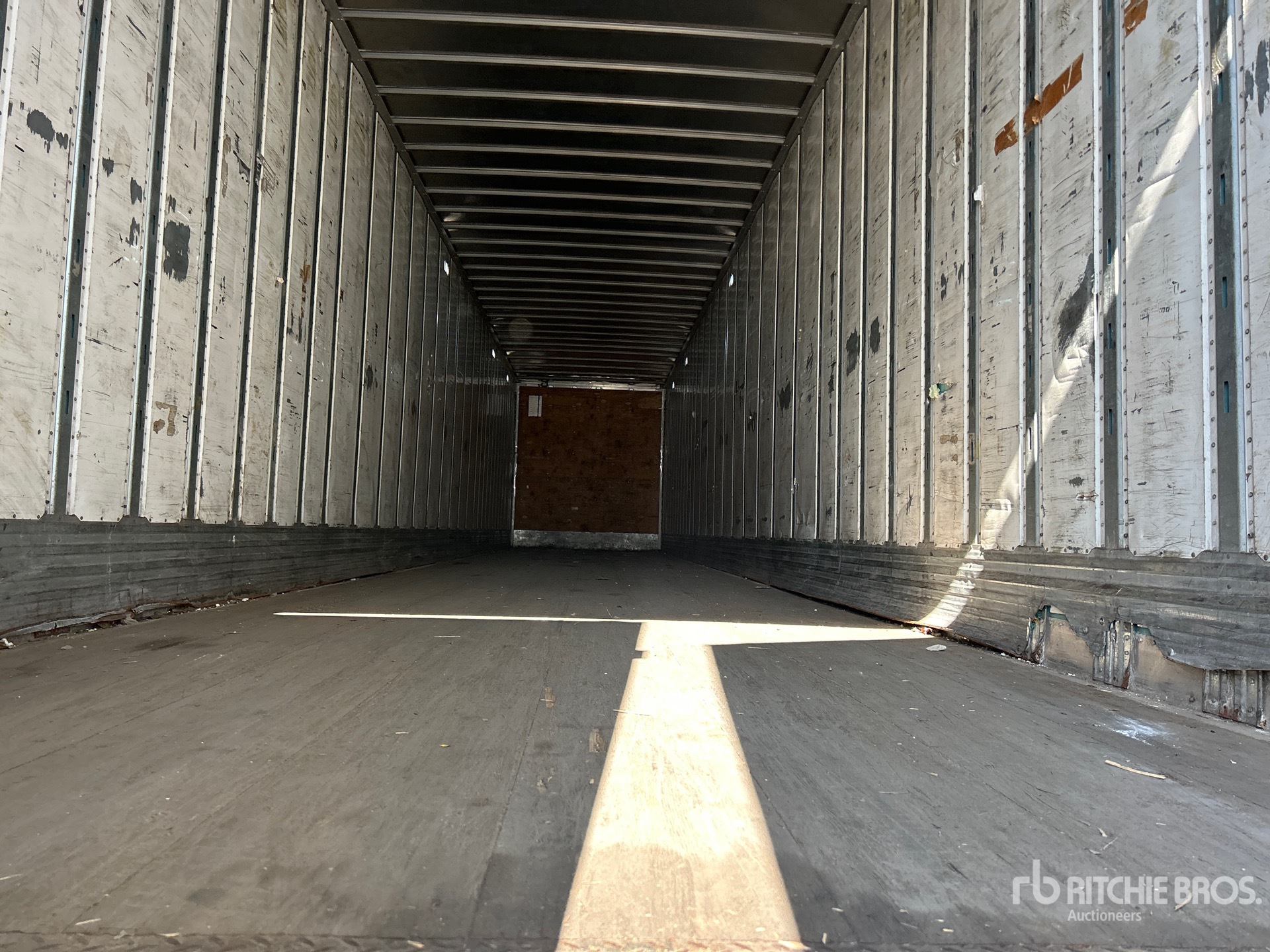 2012 Utility 53 ft x 102 in T/A