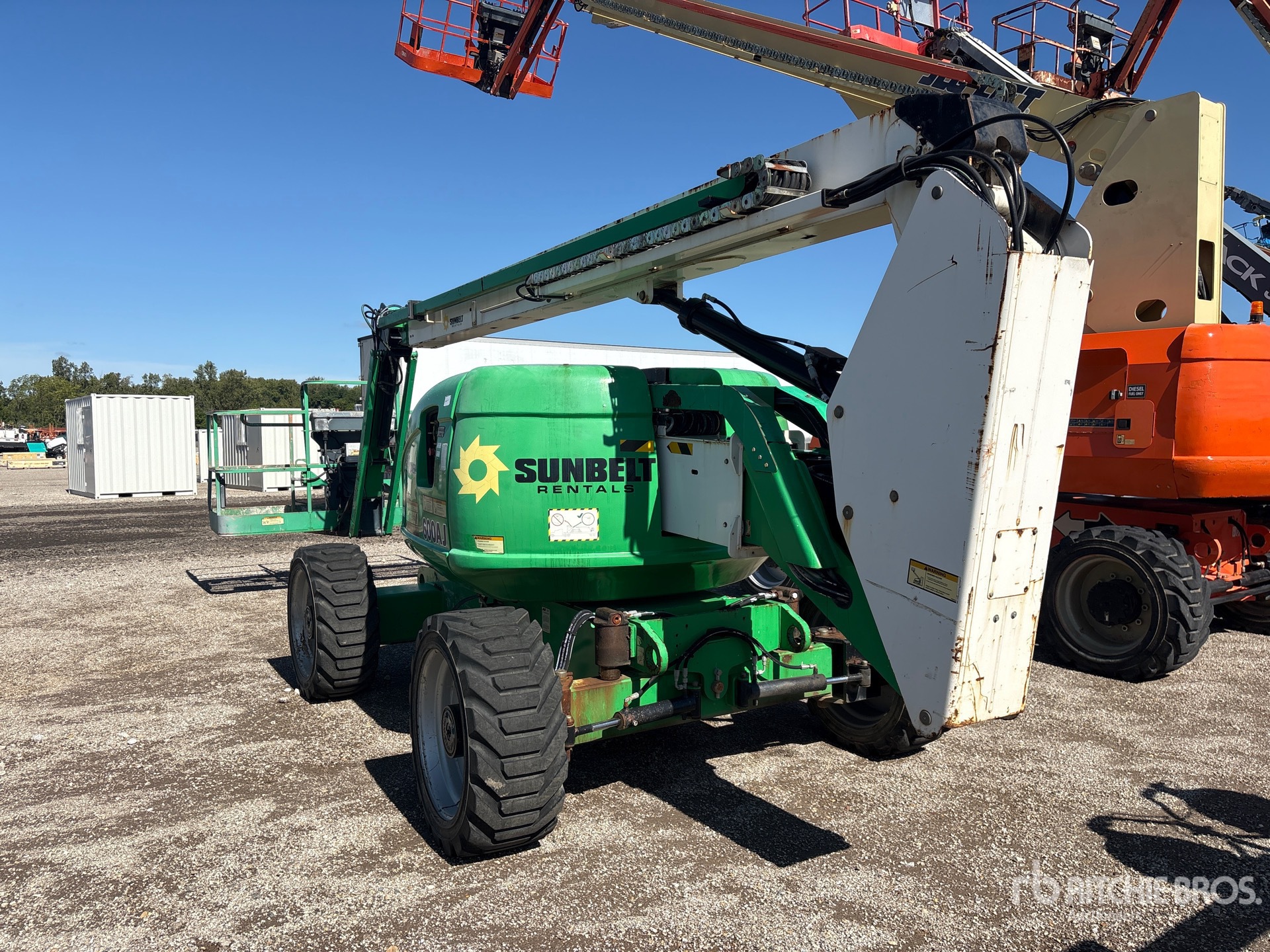 2013 JLG 600AJ