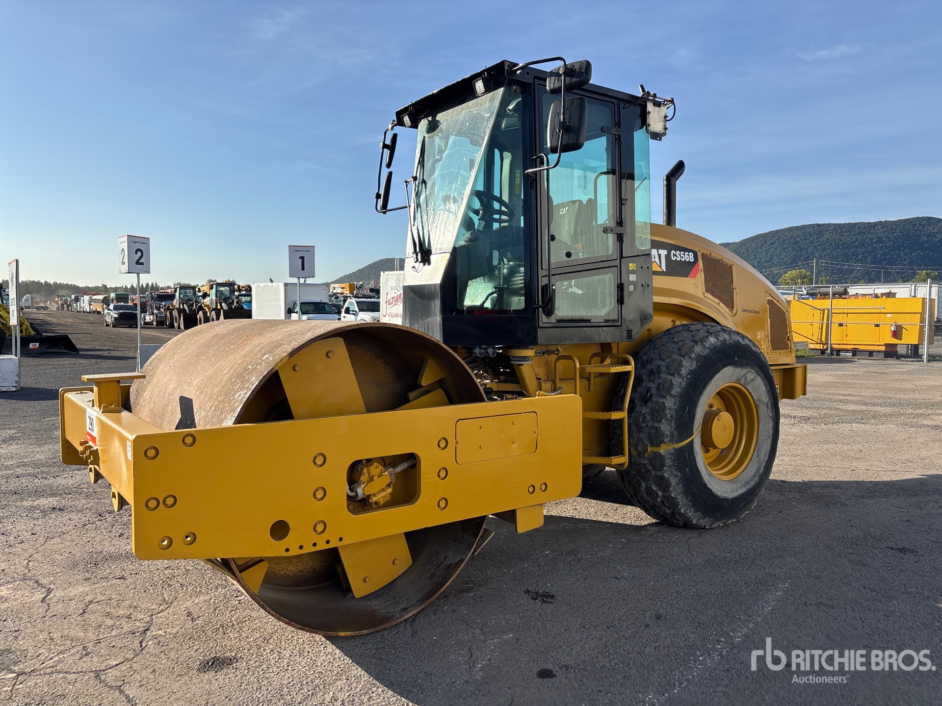 Photo of 2014 Caterpillar CS56B
