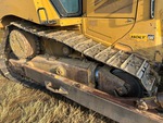 Undercarriage with Right Track Pads