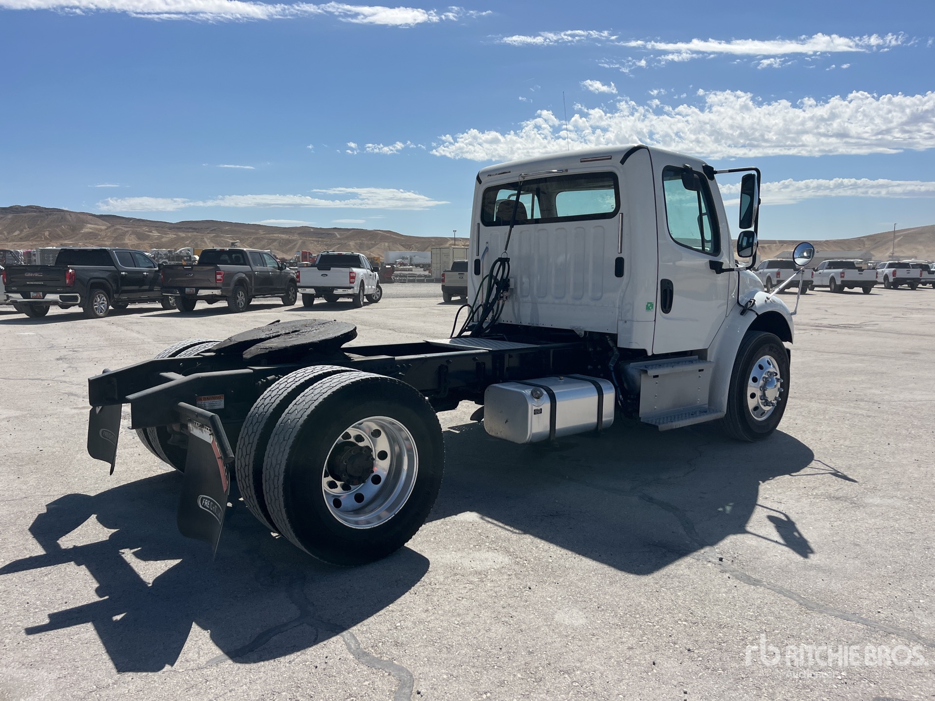 2020 Freightliner M2 106