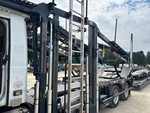 Transporteur spécialisé - Porte-voitures with Cadre de soutien