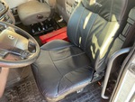 Cab with Seats/armrests