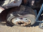 Underbody with Right Steer Tire