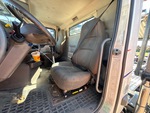 Cab with Seats/armrests