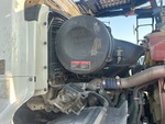 Silnik with Exhaust System
