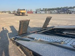 Chassis with Pochylnie