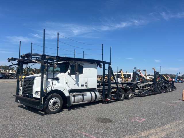 2016 Volvo VAH Car Carrier Truck