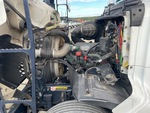 Moteur with Engine - Left Side