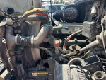 Moteur with Engine - Left Side