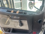 Cab with Commande de vitres