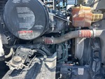 Moteur with Engine - Right Side