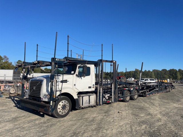 2015 Volvo VAH Car Carrier Truck 2015 Volvo VAH Car Carrier Truck