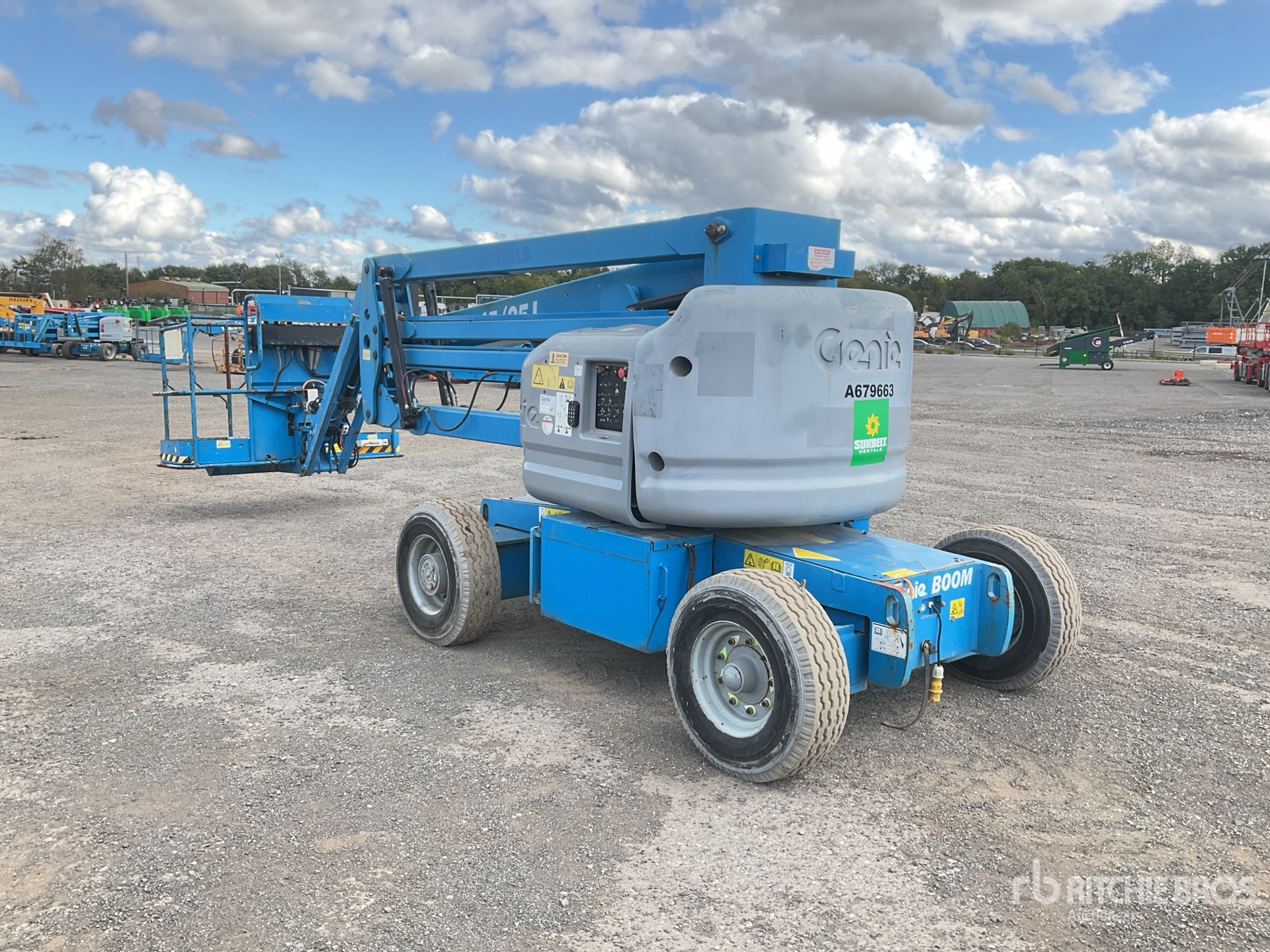 2015 Genie Z45/25J