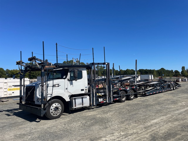2016 Volvo VAH Car Carrier Truck 2016 Volvo VAH Car Carrier Truck