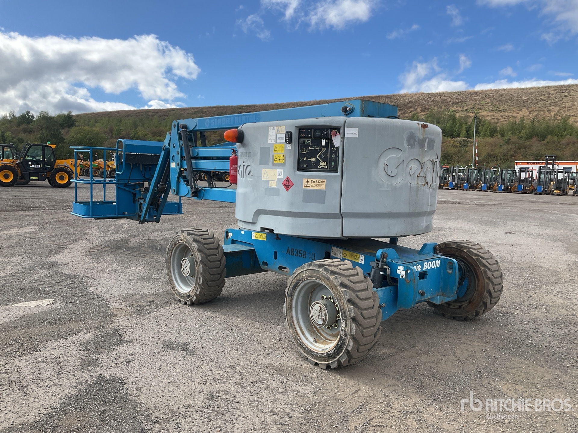 2014 Genie Z4525J
