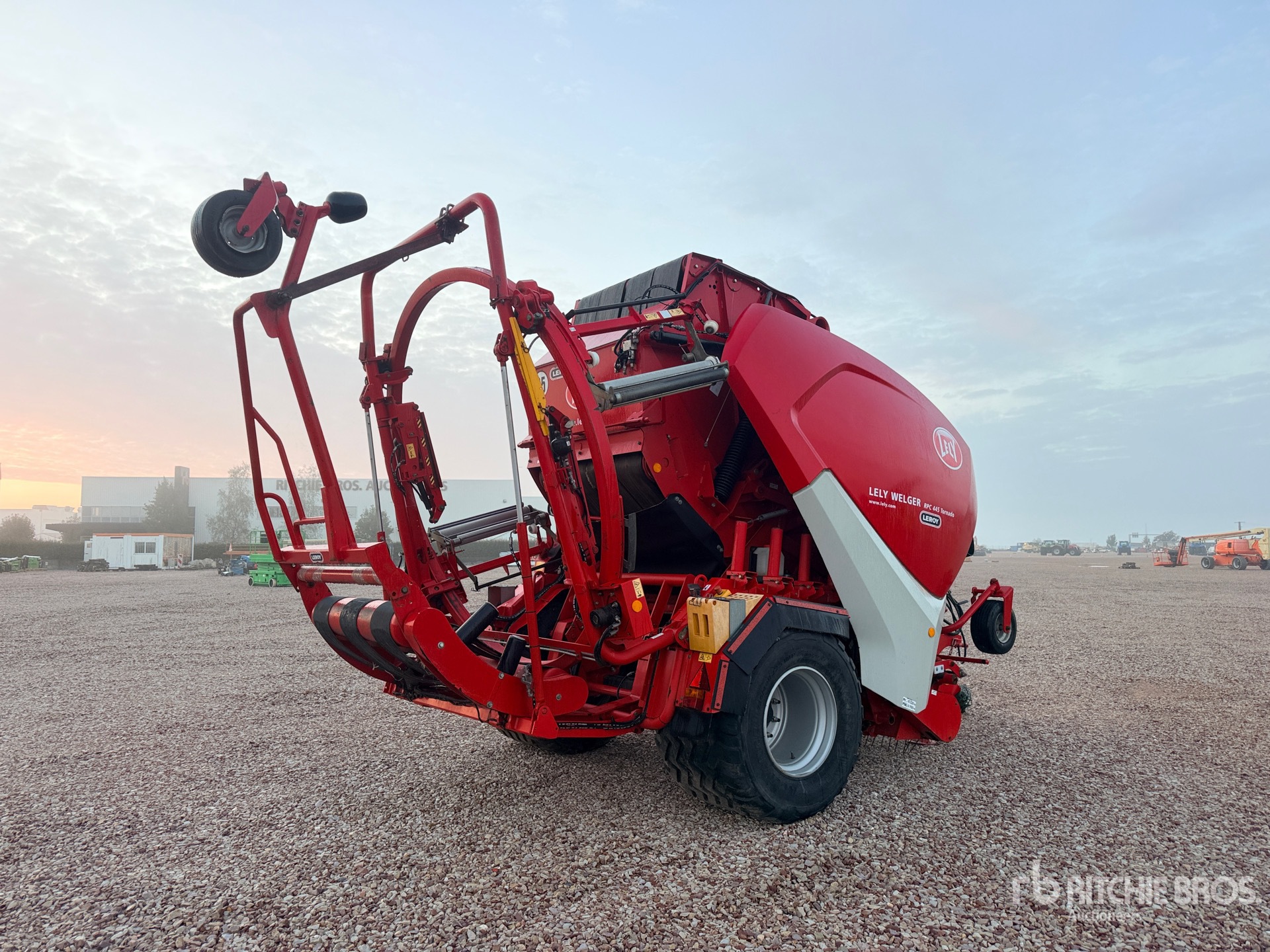 2015 Lely RPC 445 TORNADO