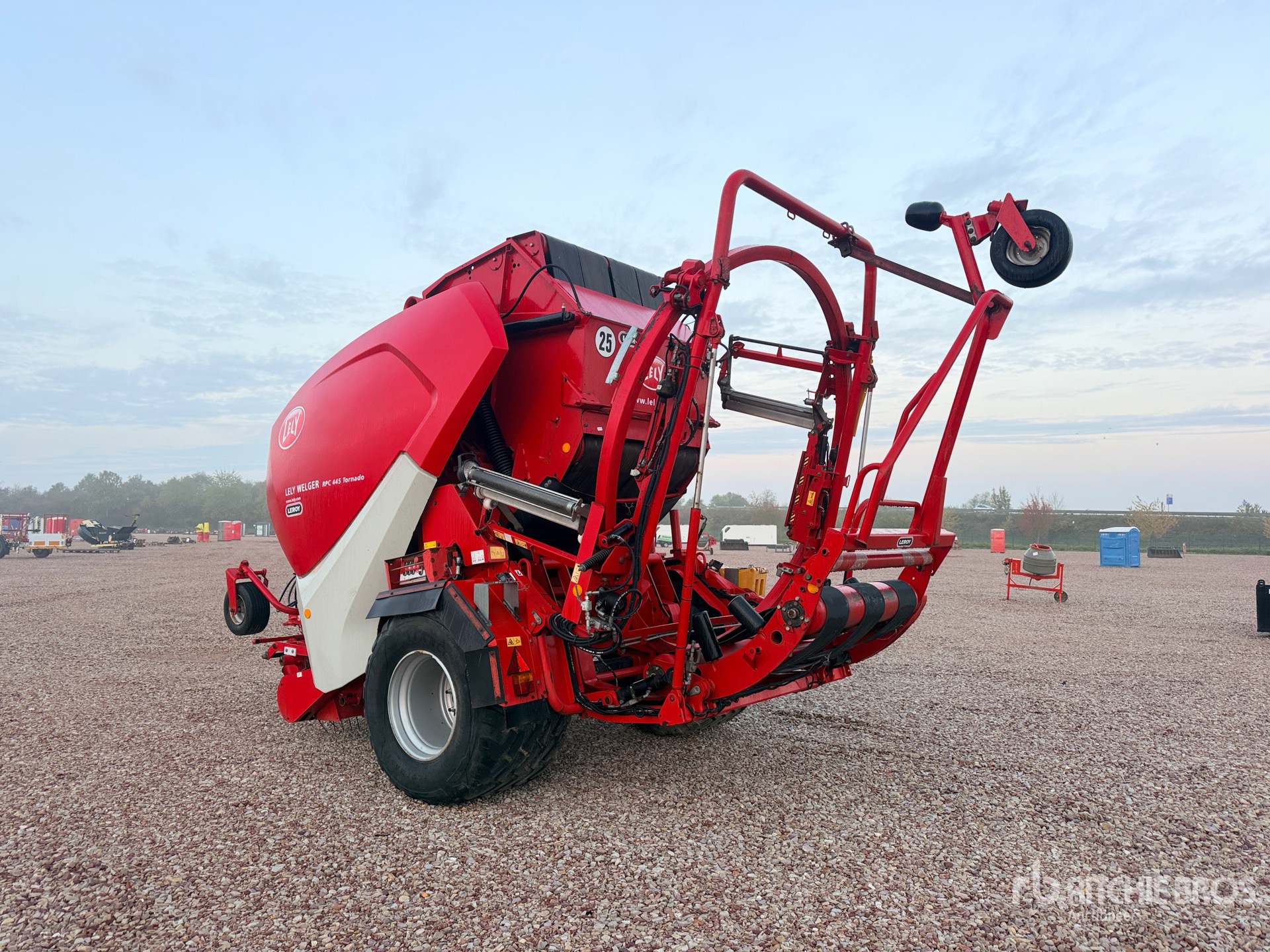 2015 Lely RPC 445 TORNADO