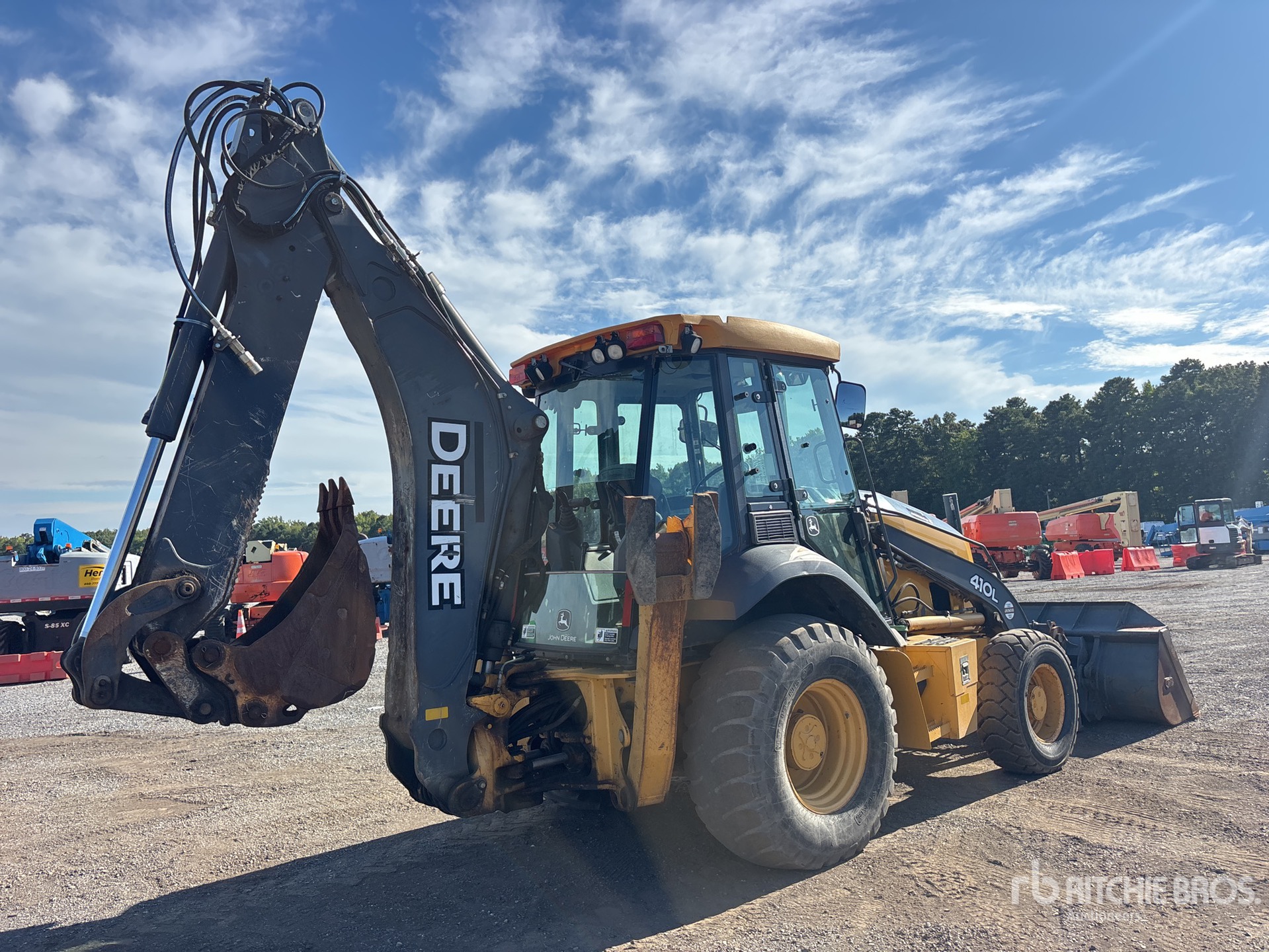 2016 John Deere 410L