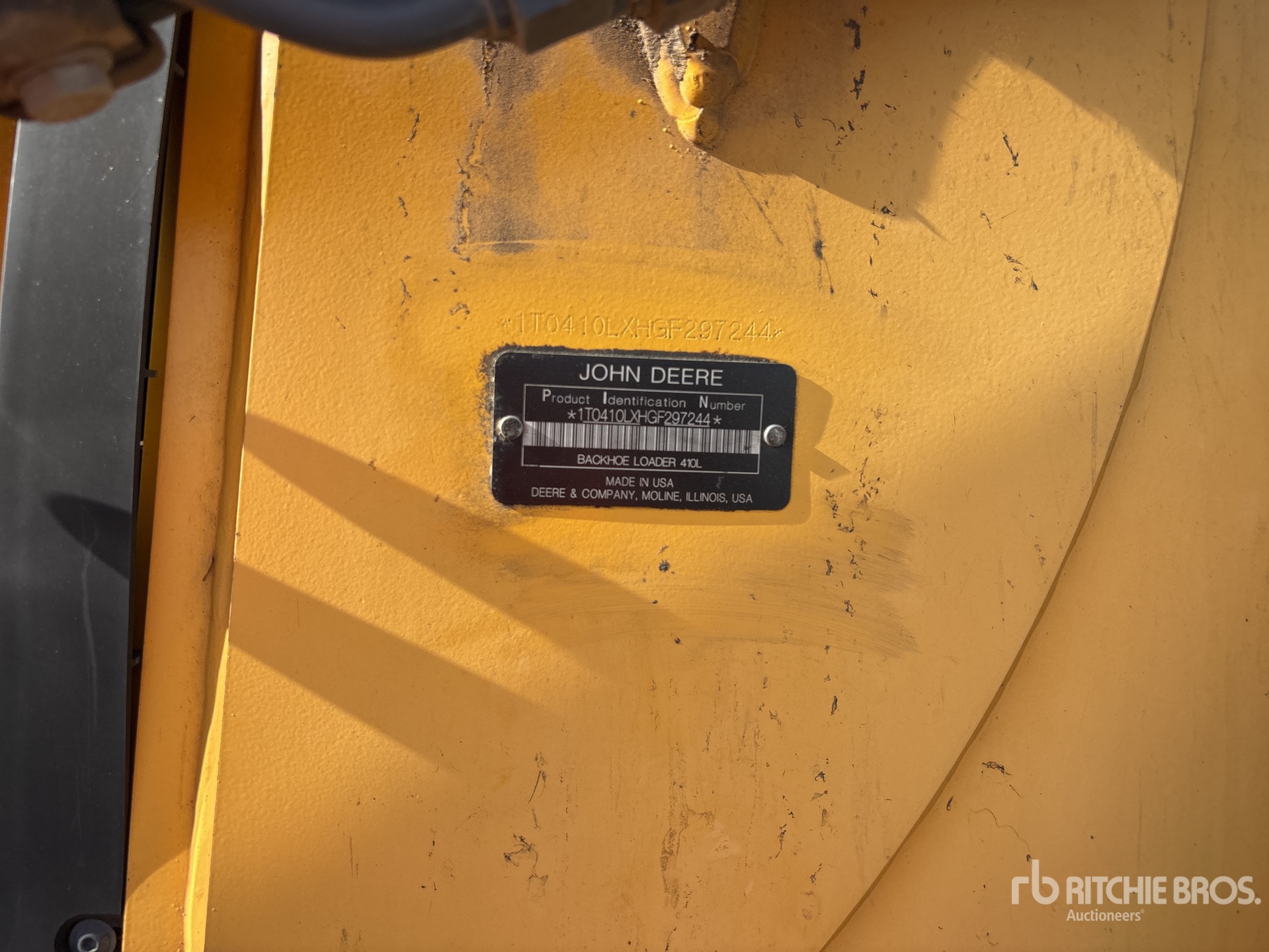 2016 John Deere 410L