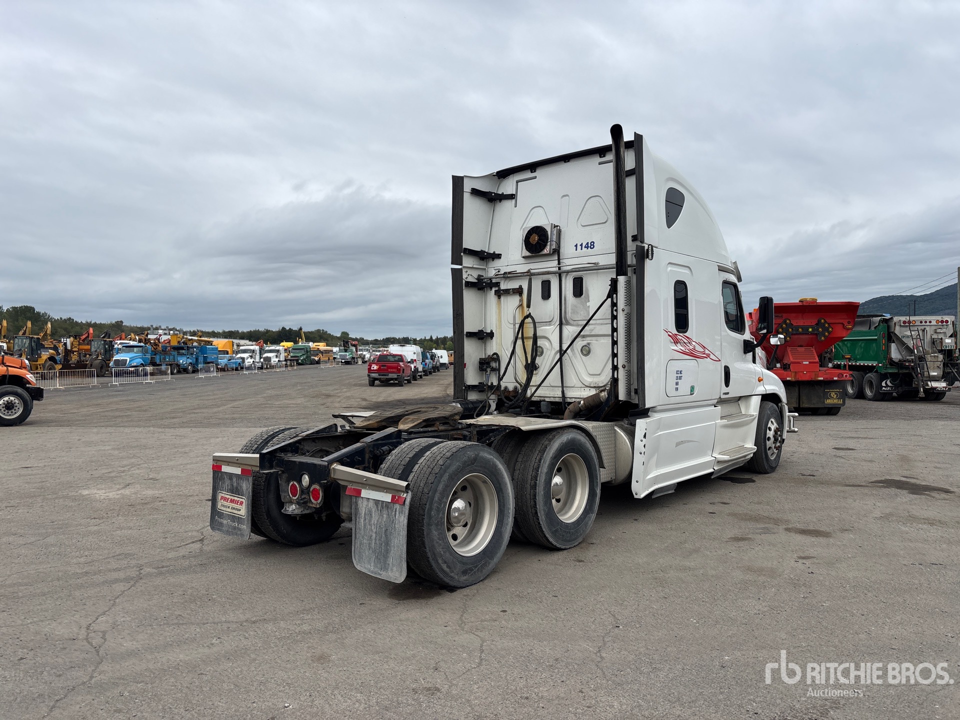 2017 Freightliner CASCADIA 125