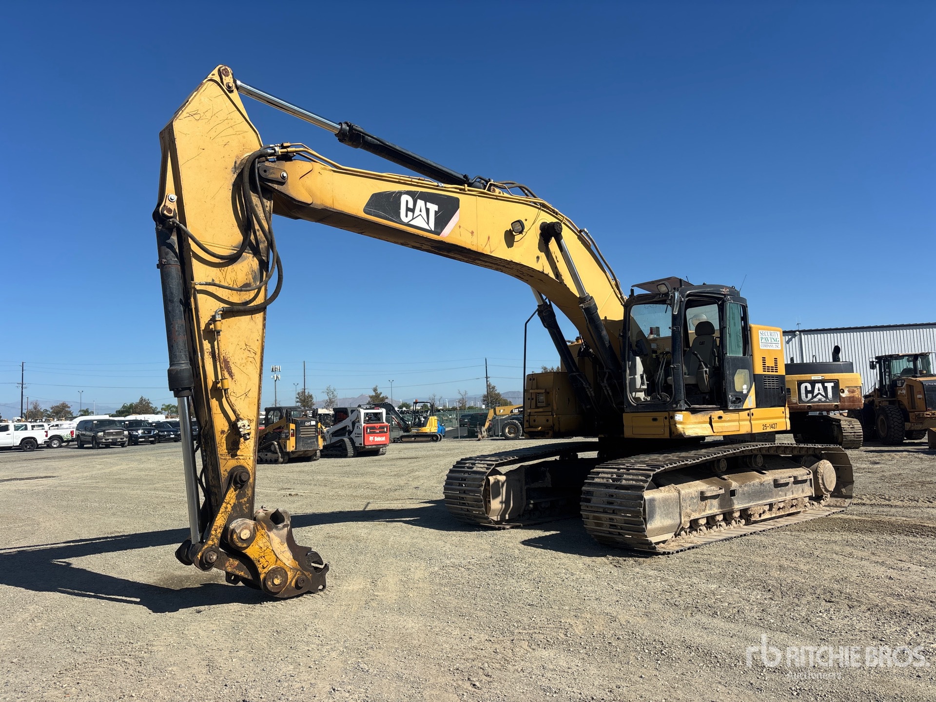 2009 Caterpillar 328D LCR