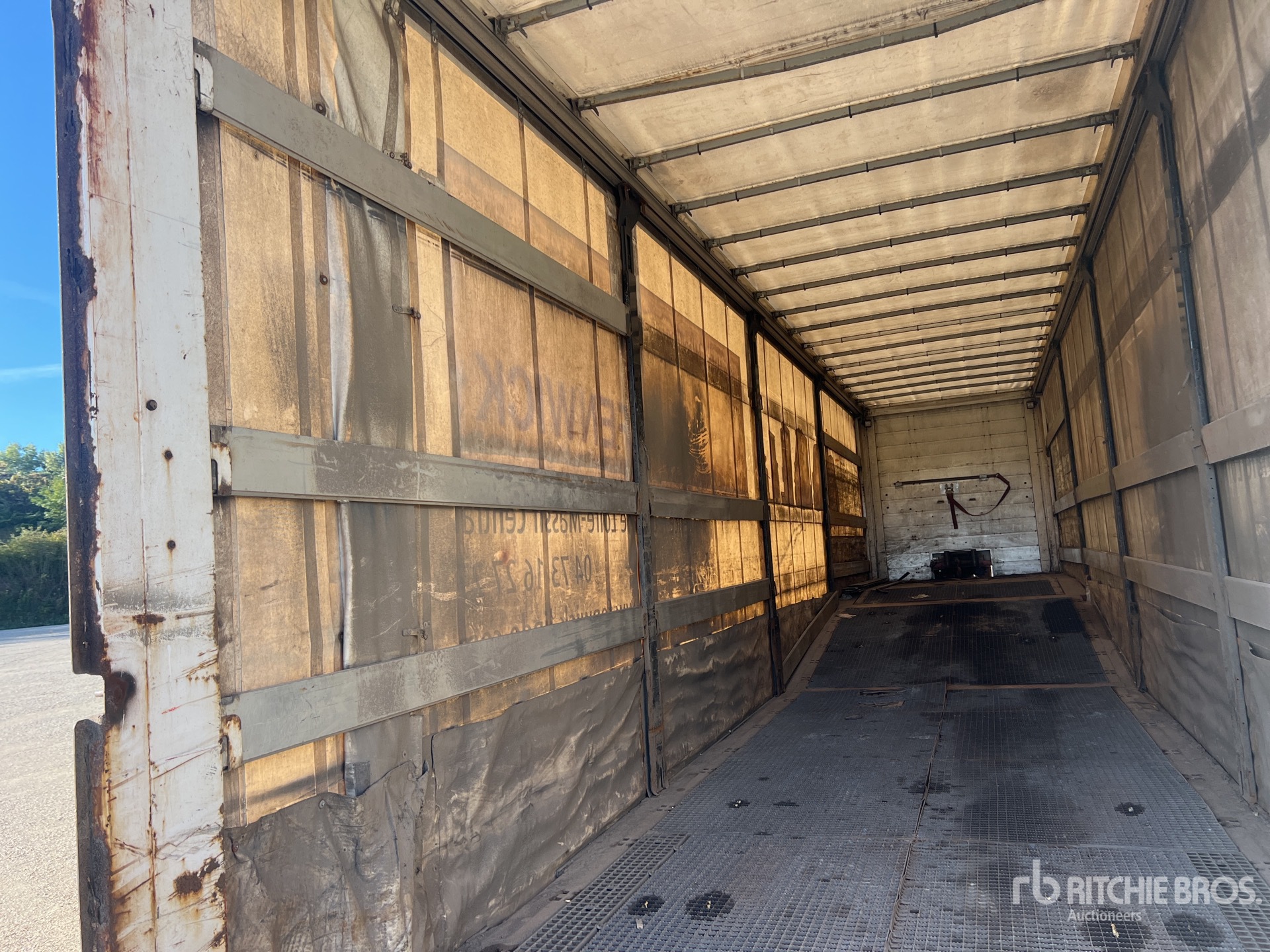 2007 Faymonville 42 TON T/A SEMI-REMORQUE PORTE- ...