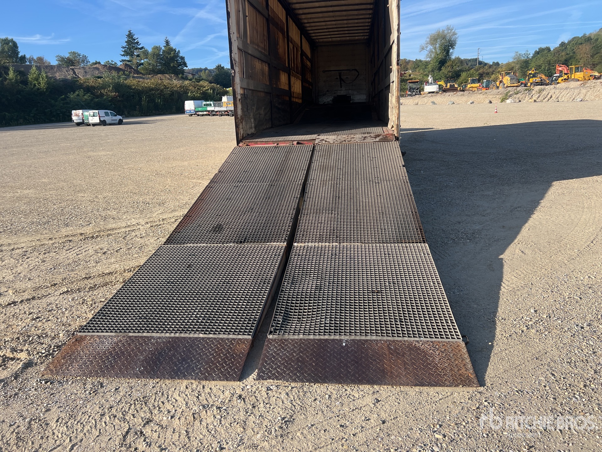 2007 Faymonville 42 TON T/A SEMI-REMORQUE PORTE- ...