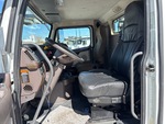 Cab with Seats/armrests