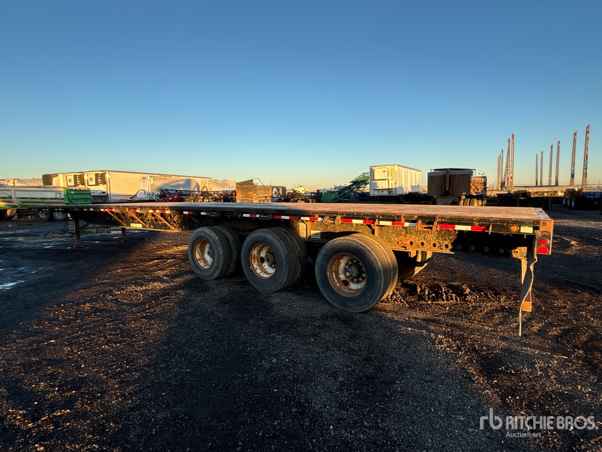 2006 Doepker 53 ft Tri/A