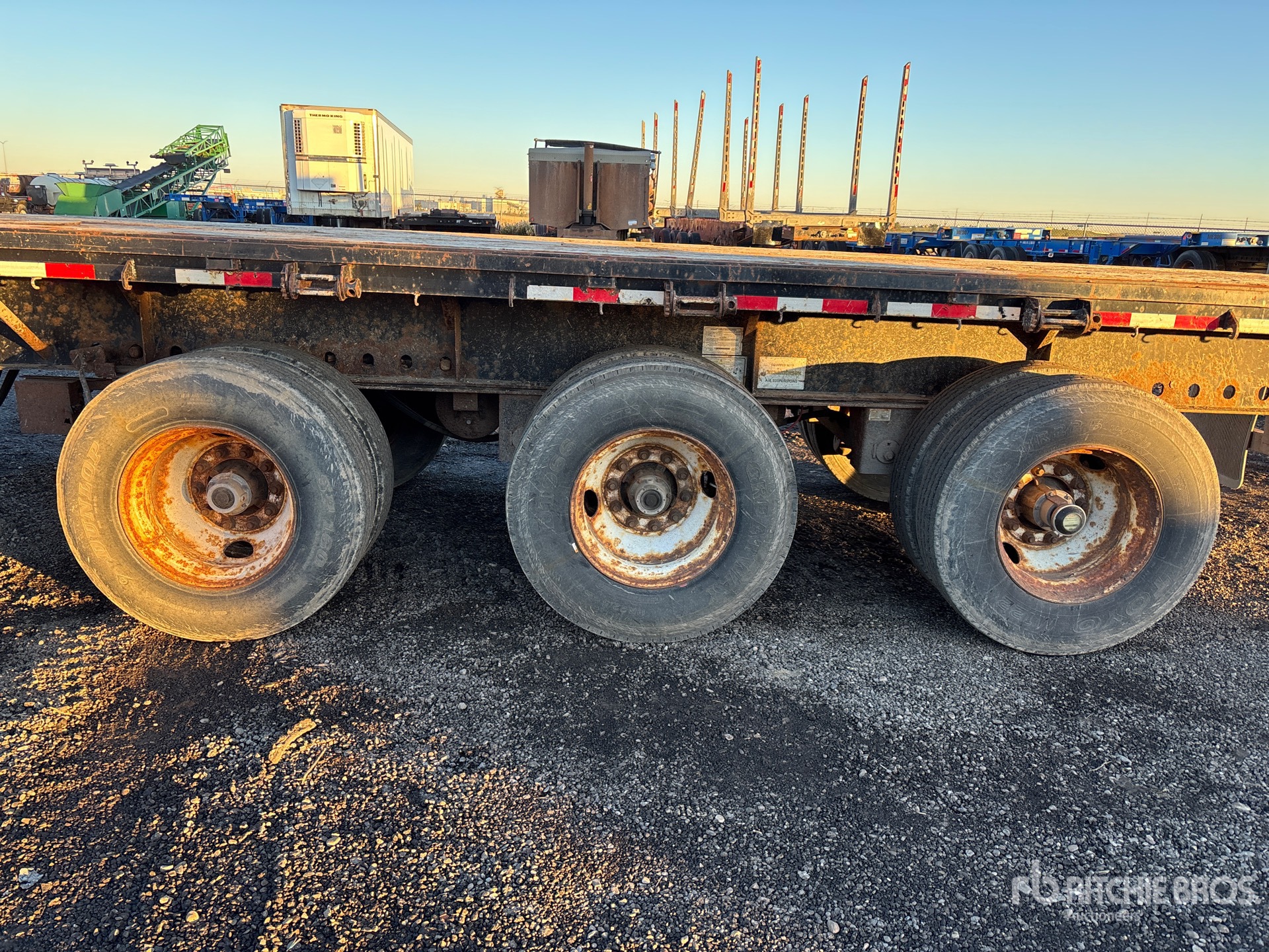 2006 Doepker 53 ft Tri/A