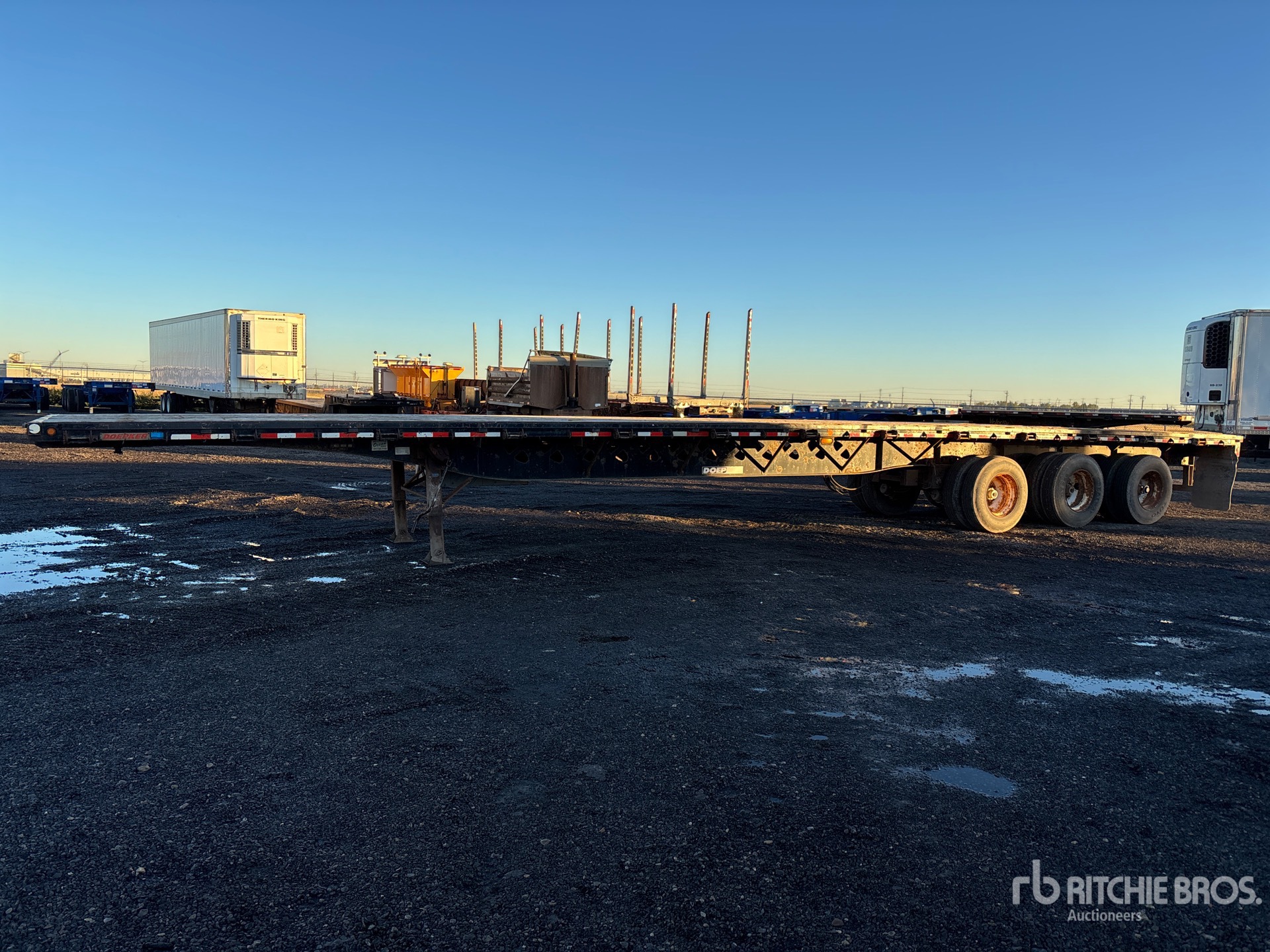 Photo of 2006 Doepker 53 ft Tri/A