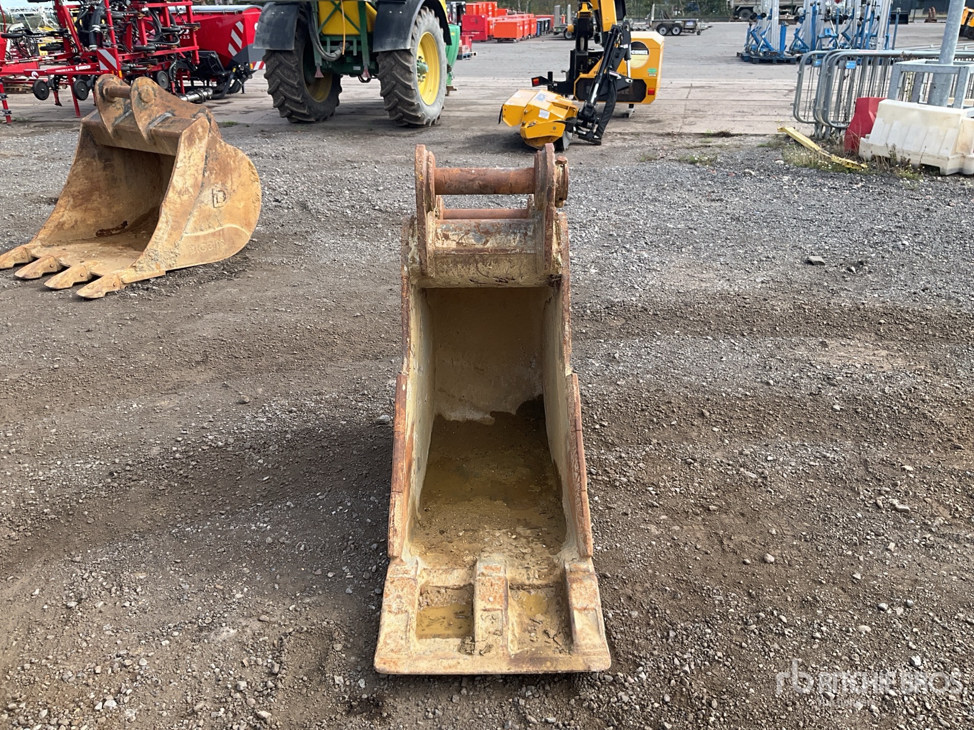 Strickland 600 mm Digging
