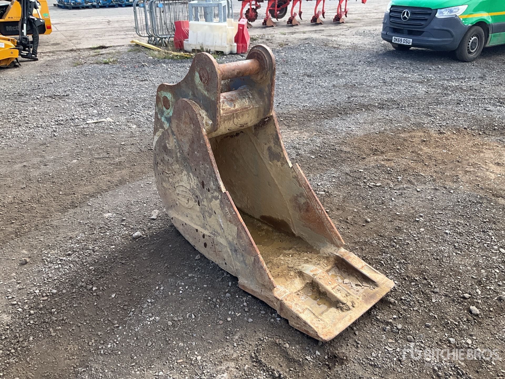 Strickland 600 mm Digging