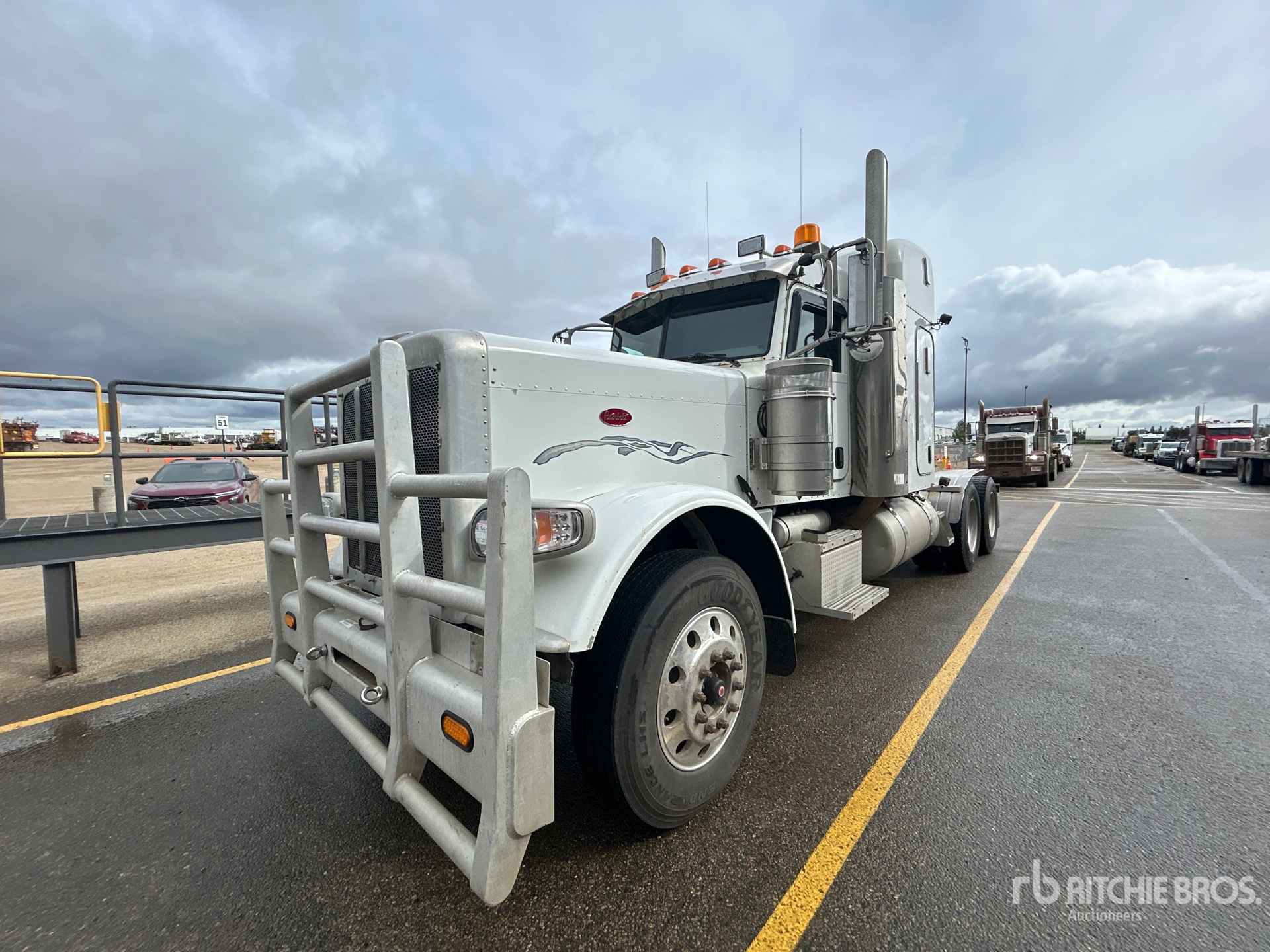 2013 Peterbilt 389