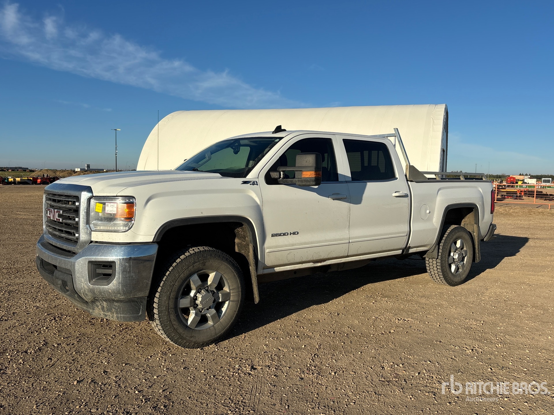 Photo of 2018 GMC SIERRA 2500HD