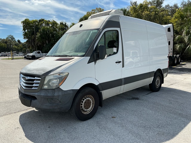 2015 Freightliner F2CA114 4x2 Refrigerated Van