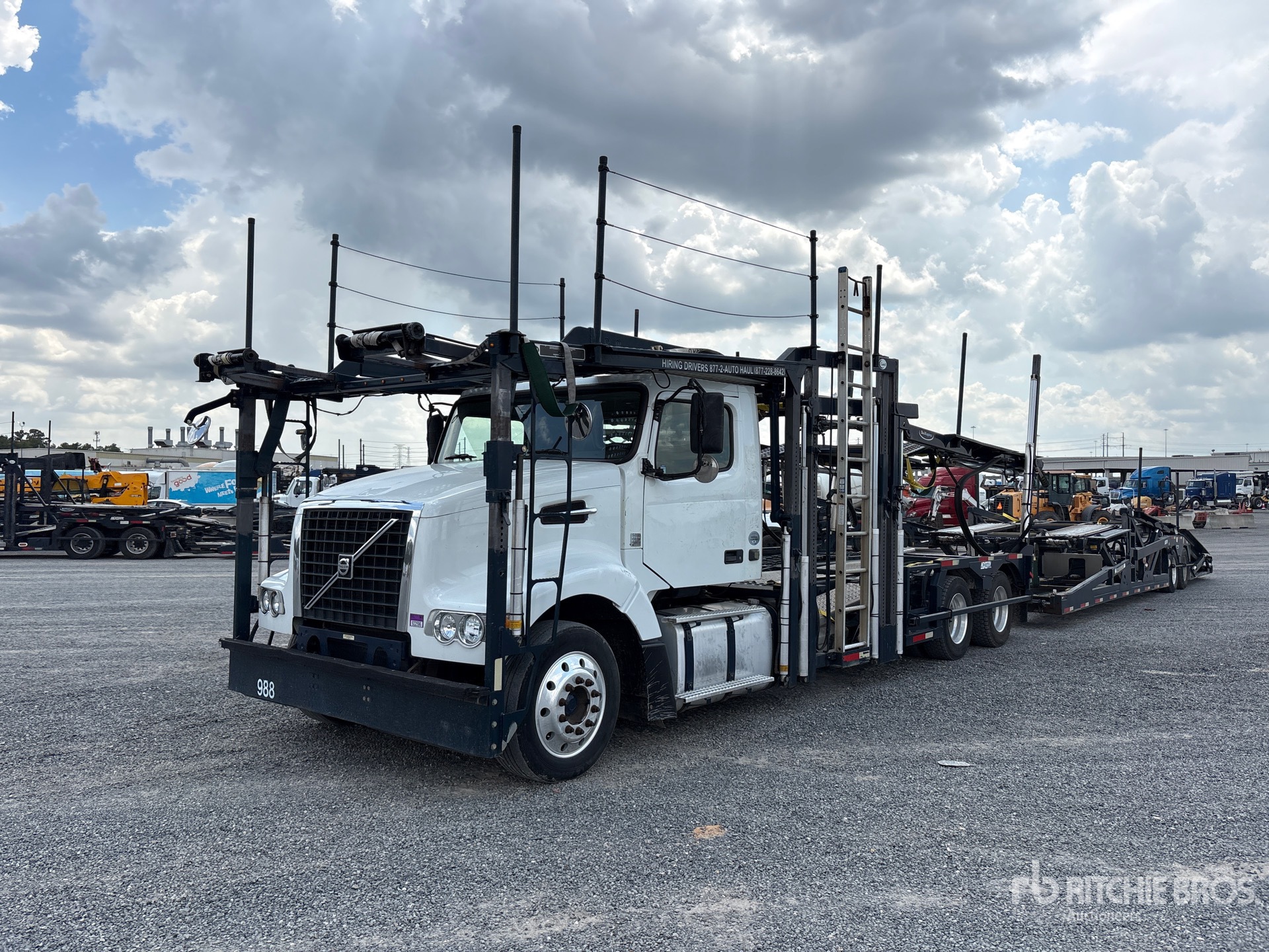 Photo of 2016 Volvo VAH