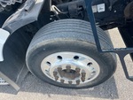 Underbody with Right Steer Tire